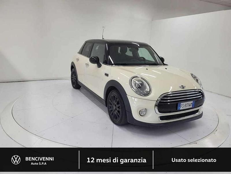 Usata Mini Cooper D 116 CV (85 kW) 2016 Bianco Utilitaria