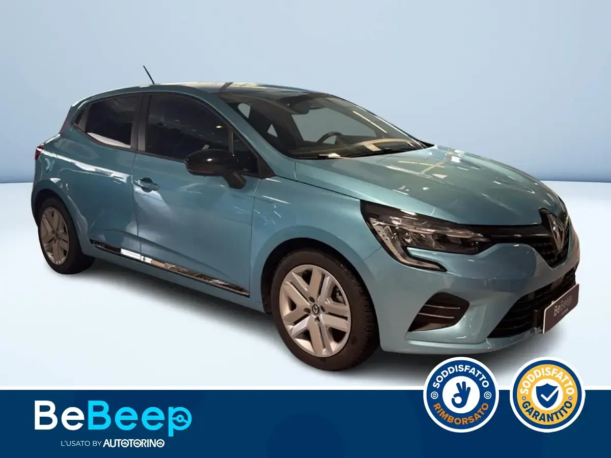 Usata Renault Clio Zen 140 CV (102 kW) 2022 Azzurro metallizzato Utilitaria