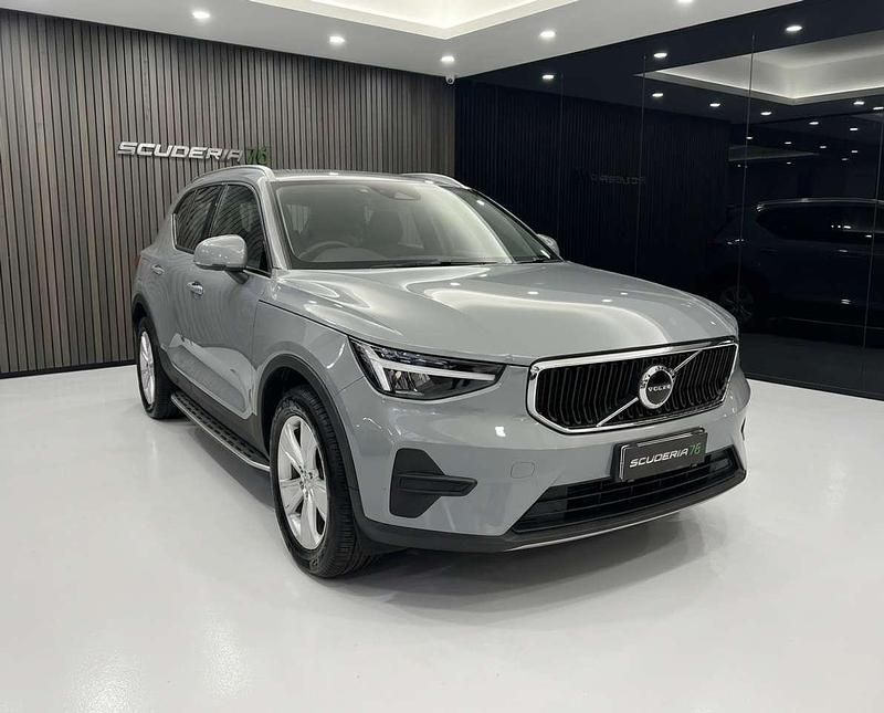 Usata Volvo XC40 129 CV (94 kW) 2023 Vapour grey SUV
