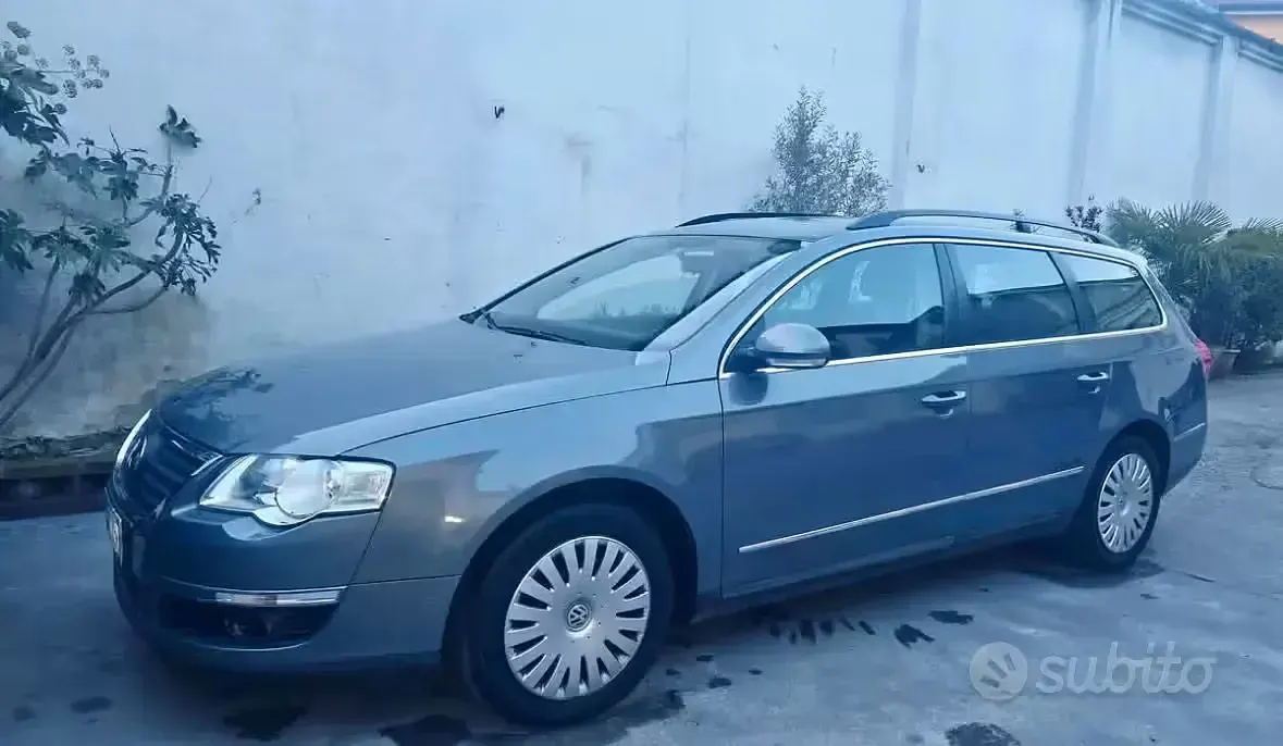 Usata VW Passat 105 CV (77 kW) 2007 Grigio Berlina