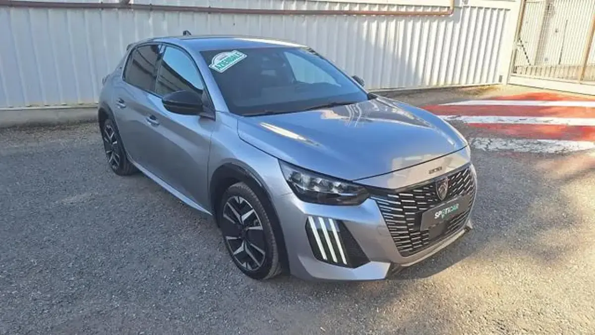 Usata Peugeot 208 GT 136 CV (100 kW) 2025 Grigio Utilitaria