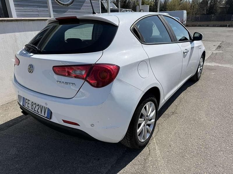 Usata Alfa Romeo Giulietta Super 120 CV (88 kW) 2016 Other Utilitaria