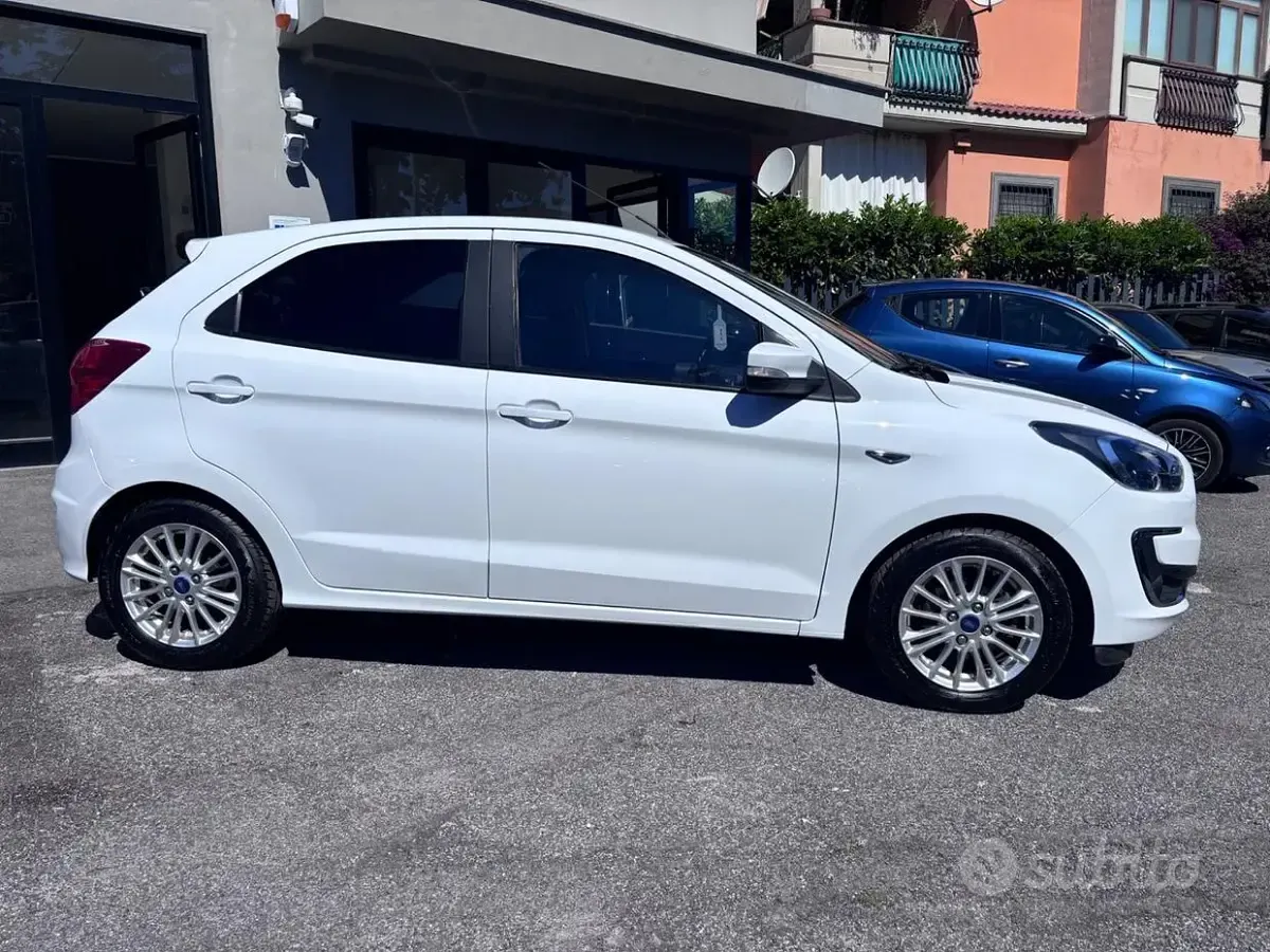 Usata Ford Ka Ultimate 86 CV (63 kW) 2019 Bianco Berlina
