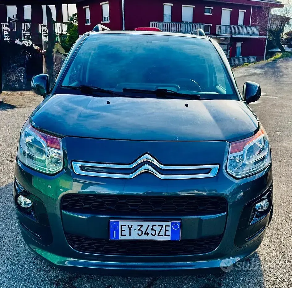 Usata Citroën C3 Picasso 92 CV (67 kW) 2015 Grigio Monovolume