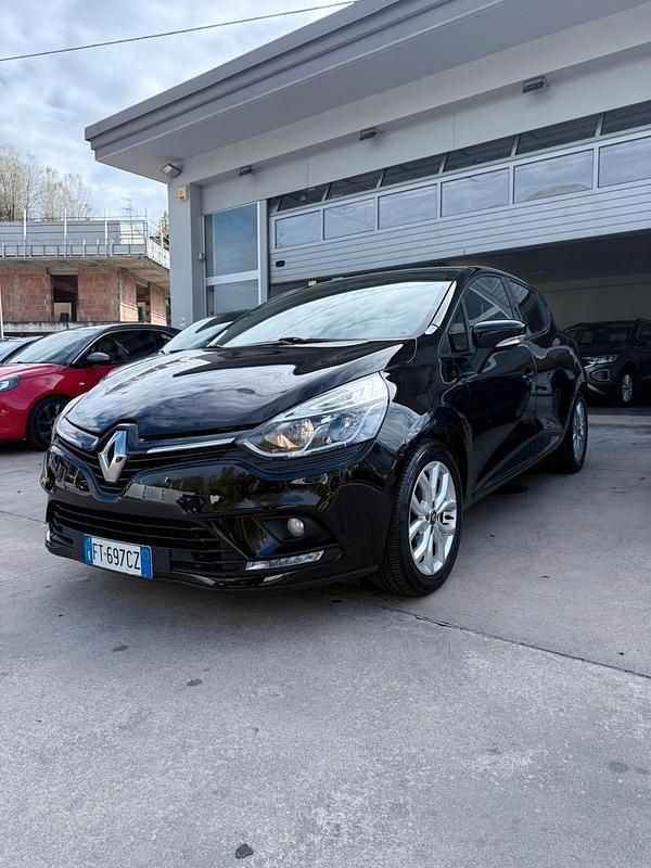 Usata Renault Clio IV Business 89 CV (65 kW) 2018 Nero Berlina
