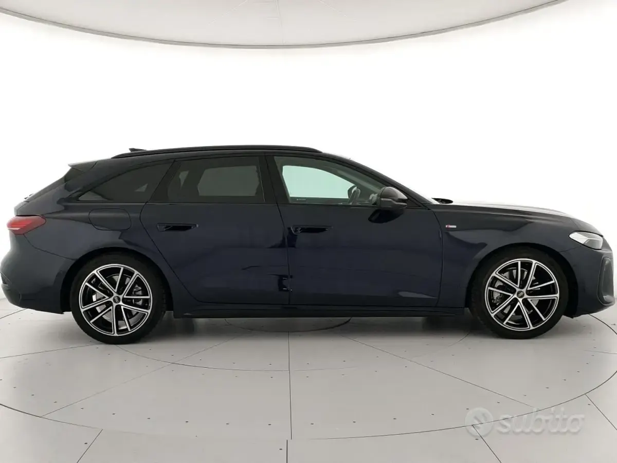 Usata Audi A5 S-Line 204 CV (150 kW) 2025 Blu Station wagon