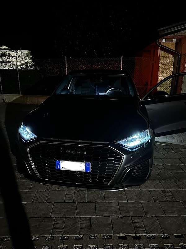 Usata Audi A3 S-Line 150 CV (110 kW) 2023 Grigio Berlina