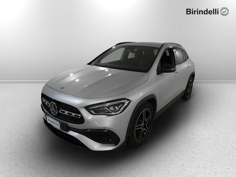Argento Usata 2022 Mercedes GLA180 Premium SUV | 35.400 € (Cara) - Immagine 1/3