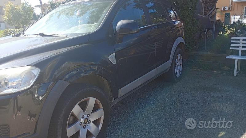 Usata Chevrolet Captiva 2010 Nero SUV