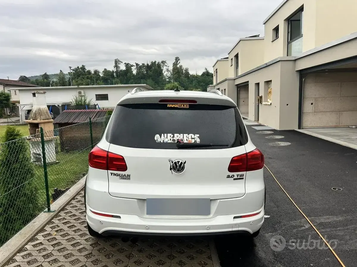 Usata VW Tiguan R-line 210 CV (154 kW) 2014 Bianco SUV