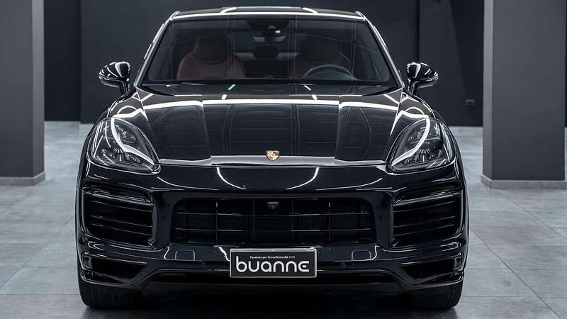 Usata Porsche Cayenne Chrono 340 CV (250 kW) 2022 Nero jet metal perlato SUV