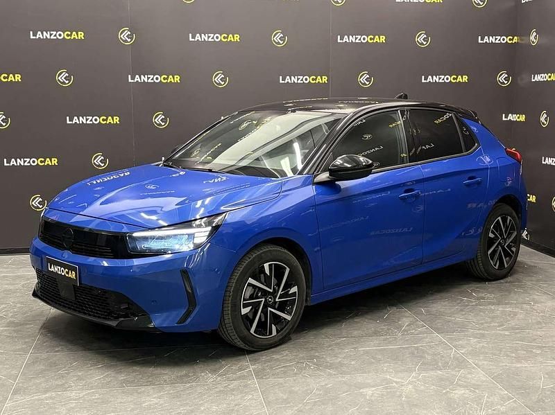Usata Opel Corsa GS Line 101 CV (74 kW) 2024 Blu/azzurro Berlina