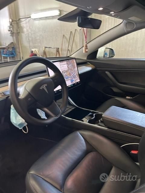 Usata Tesla Model 3 Long Range RWD 152 kW (208 CV) 2020 Berlina
