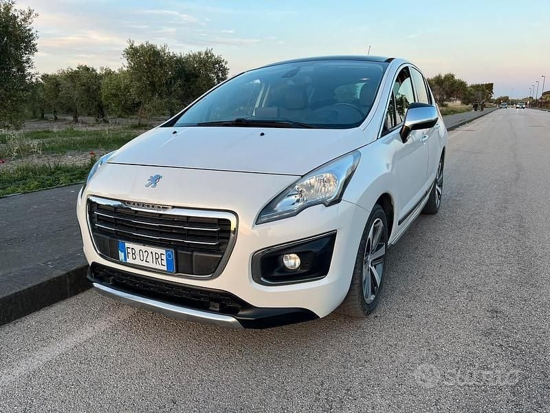 Usata Peugeot 3008 120 CV (88 kW) 2015 Bianco Station wagon