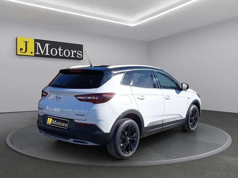 Usata Opel Grandland X Design Edition 131 CV (96 kW) 2021 Tetto nero SUV