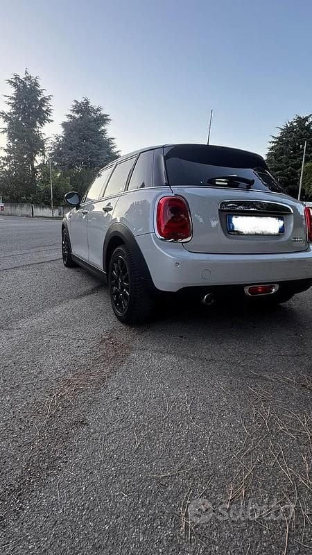 Occasion Mini Cooper D 116 ch (85 kW) 2015 Gris Citadine