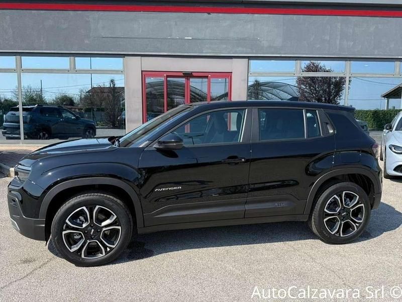 Nuova Jeep Avenger Altitude 101 CV (74 kW) 2026 Nerovolcano SUV