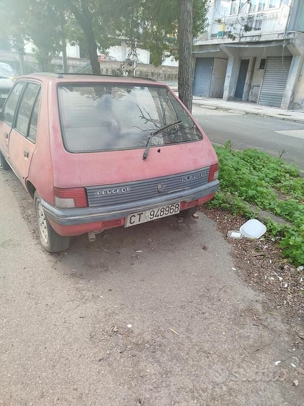 Usata Peugeot 205 GT 1990 Rosso Utilitaria