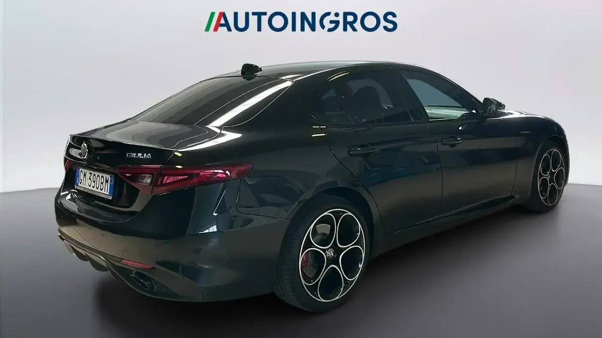 Usata Alfa Romeo Giulia Veloce 211 CV (155 kW) 2022 Nero Berlina