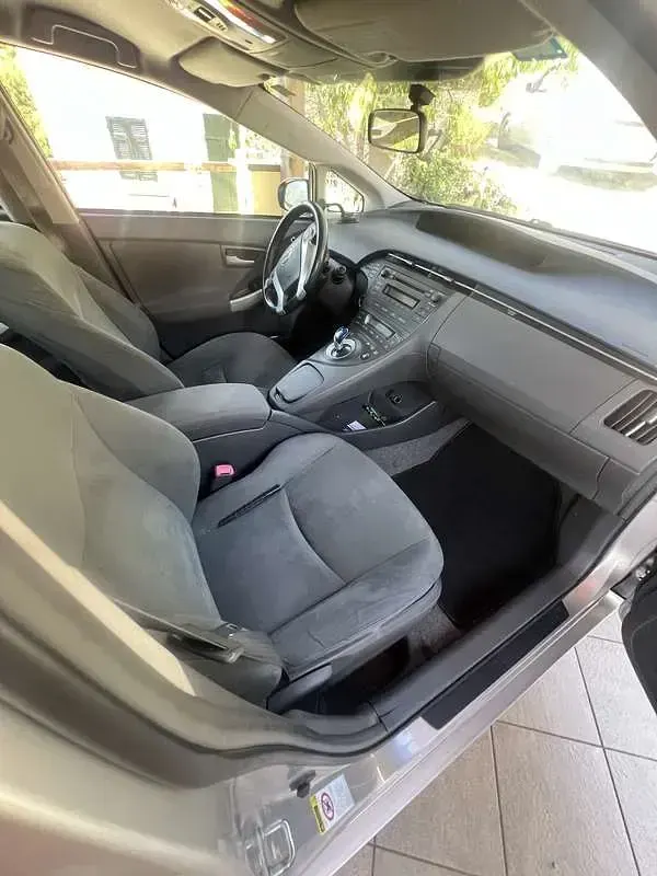 Usata Toyota Prius 122 CV (89 kW) 2009 Utilitaria