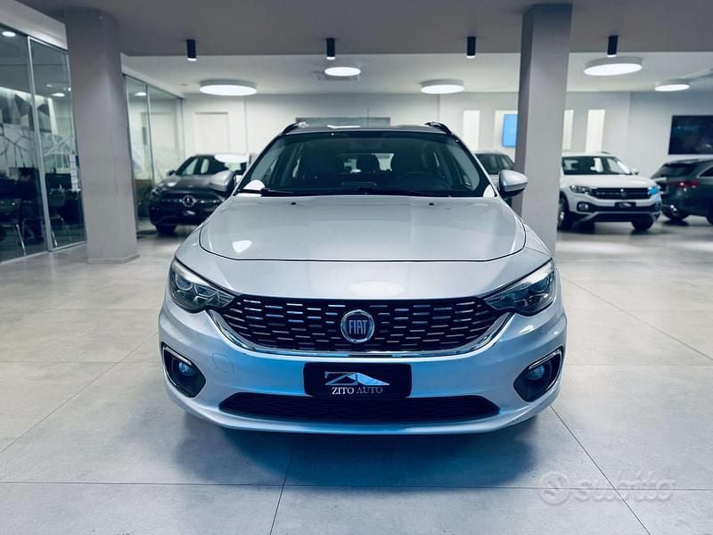 Usata Fiat Tipo 120 CV (88 kW) 2017 Argento Station wagon