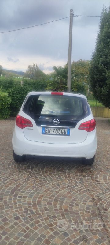 Usata Opel Meriva 101 CV (74 kW) 2014 Monovolume