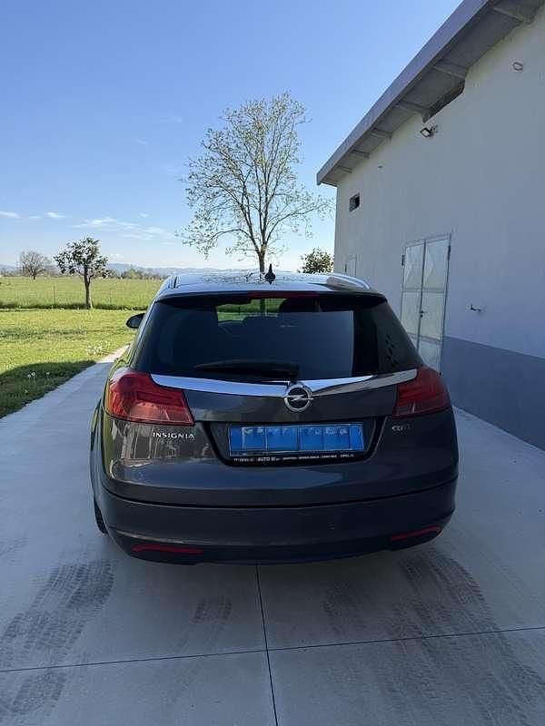 Usata Opel Insignia 160 CV (117 kW) 2011 Station wagon