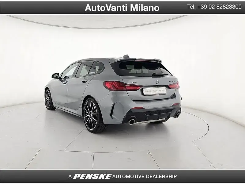Usata BMW M135 Comfort Edition 306 CV (225 kW) 2023 Argento Utilitaria