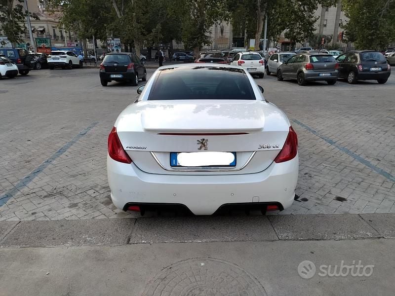 Usata Peugeot 308 CC 2010 Bianco Cabrio