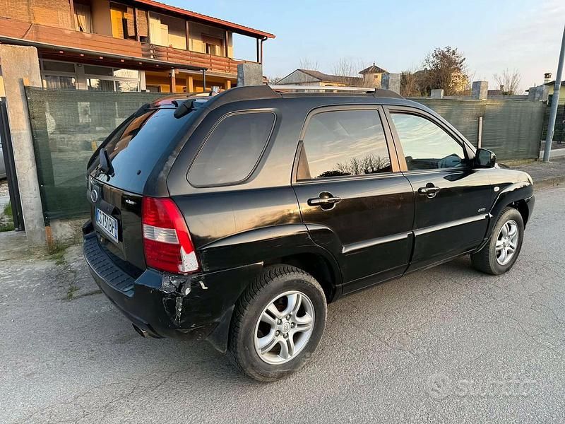 Usata Kia Sportage 112 CV (82 kW) 2005 Nero SUV