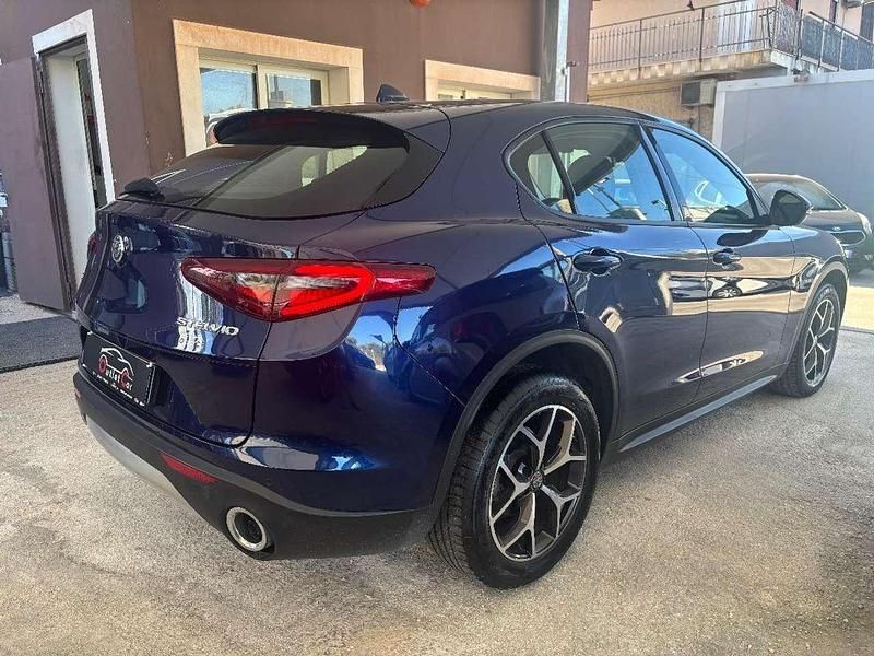 Usata Alfa Romeo Stelvio 190 CV (139 kW) 2019 Blu SUV