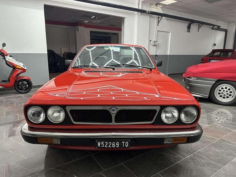 Usata Lancia Beta 122 CV (89 kW) 1983 Other Utilitaria