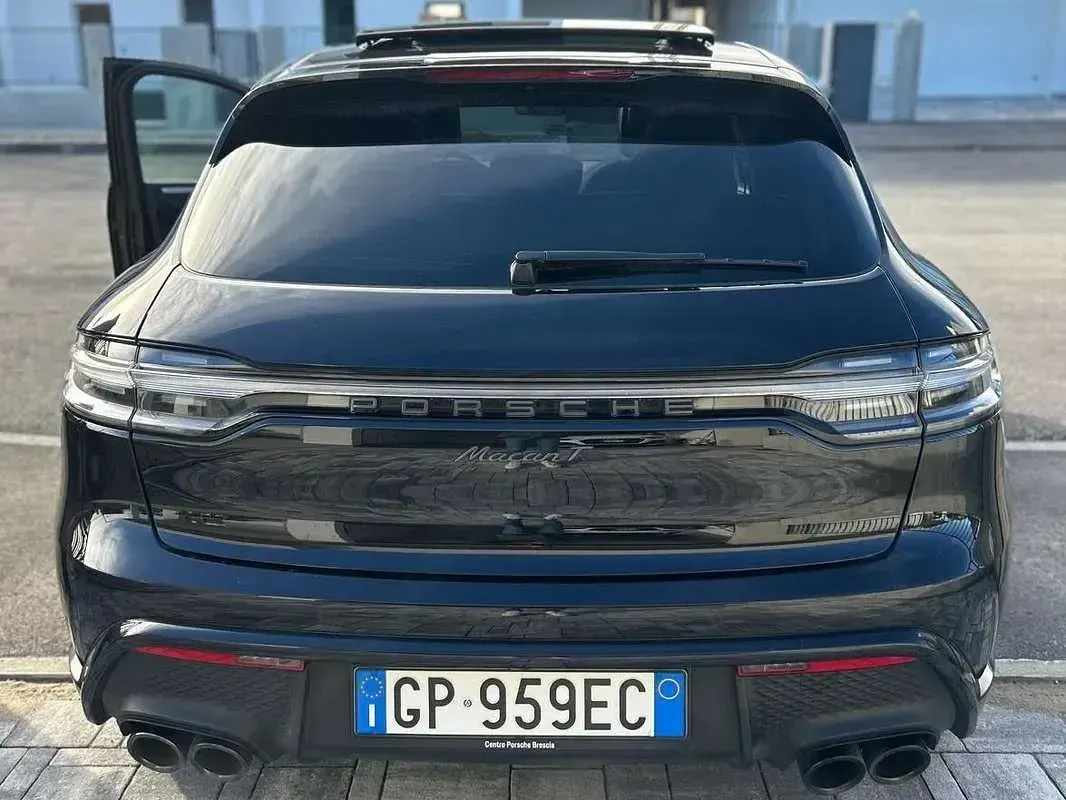 Usata Porsche Macan T 265 CV (194 kW) 2023 Nero SUV