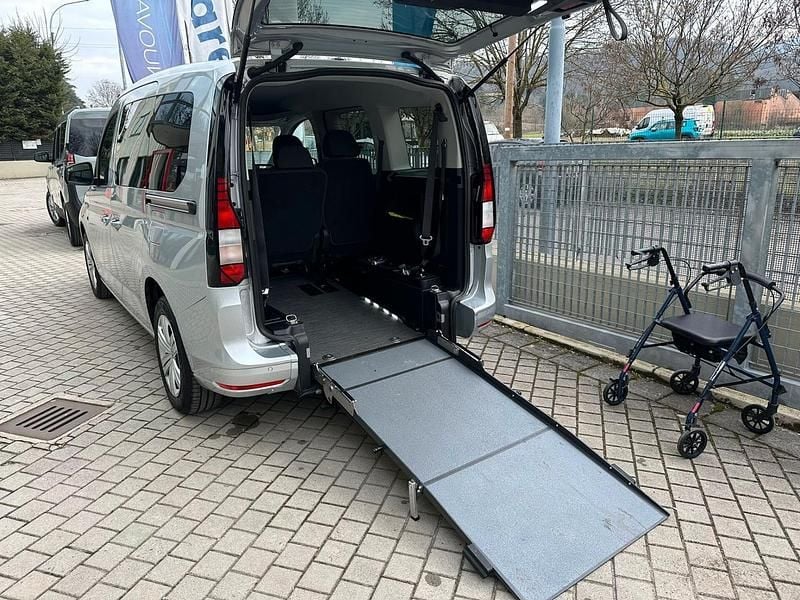 Usata VW Caddy Life 115 CV (84 kW) 2024 Argento Monovolume