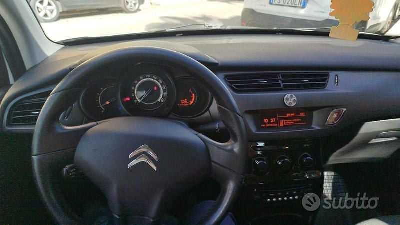 Usata Citroën C3 68 CV (50 kW) 2015 Bianco Berlina