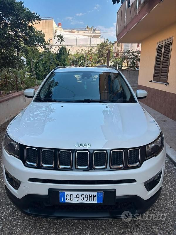 Bianco Usata 2020 Jeep Compass Limited SUV | 18.000 € (Buon prezzo) - Immagine 1/4