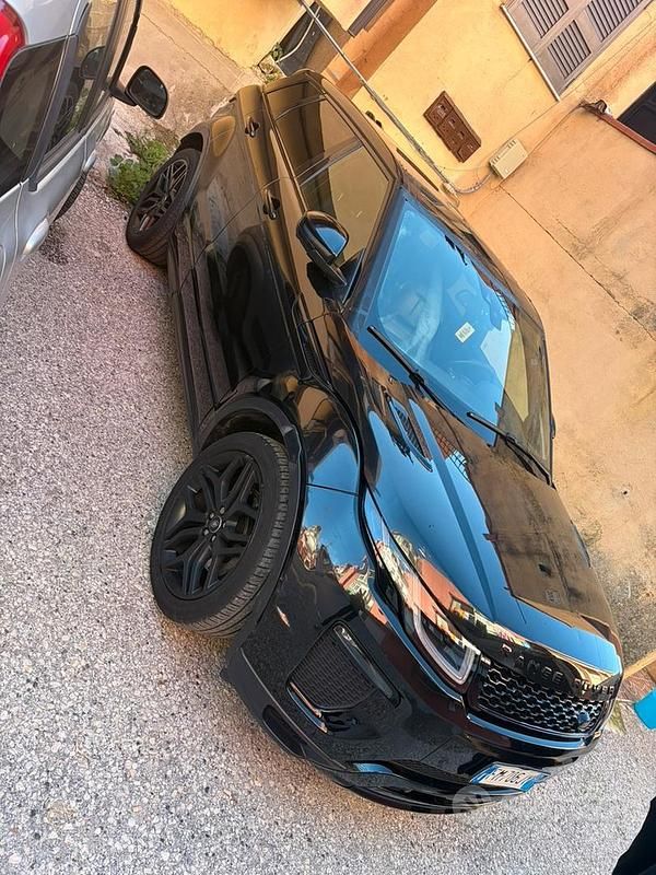 Usata Land Rover Range Rover evoque Black Edition 180 CV (132 kW) 2017 Nero Station wagon