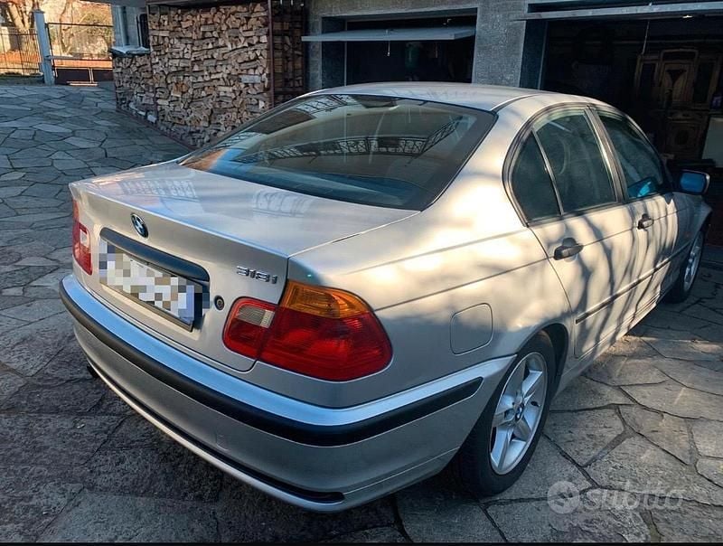 Usata BMW 318 1999 Grigio Berlina