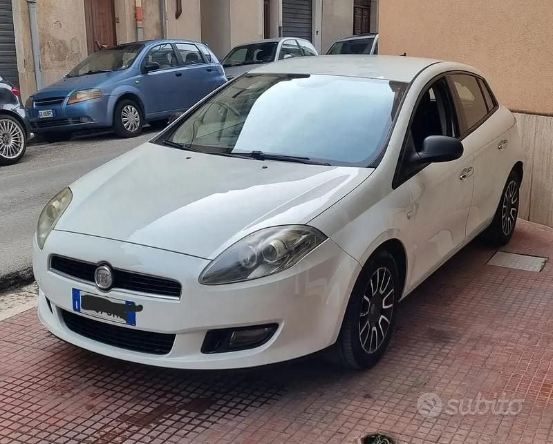Usata Fiat Bravo 120 CV (88 kW) 2014 Utilitaria