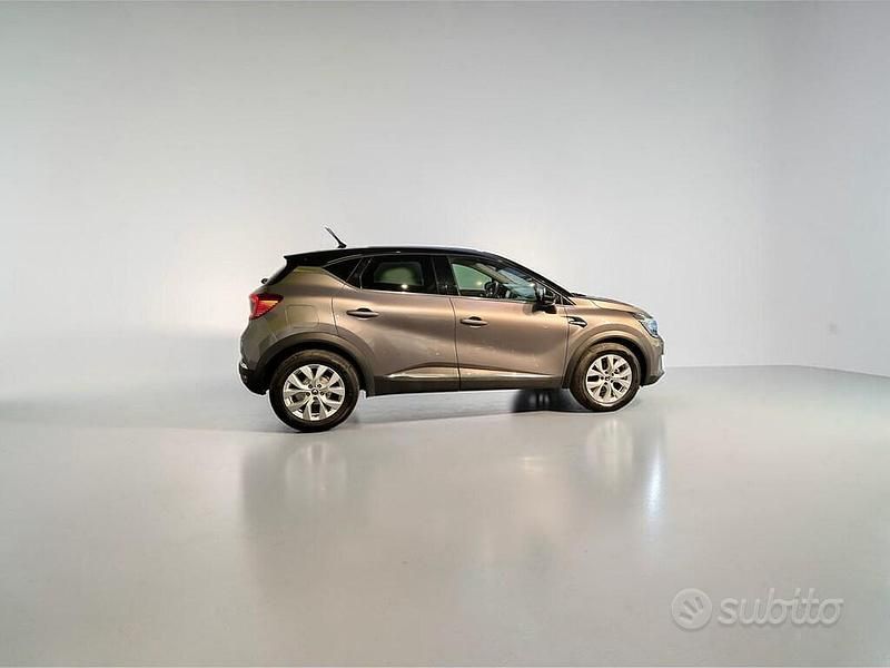 Usata Renault Captur Intens 91 CV (66 kW) 2021 Grigio SUV