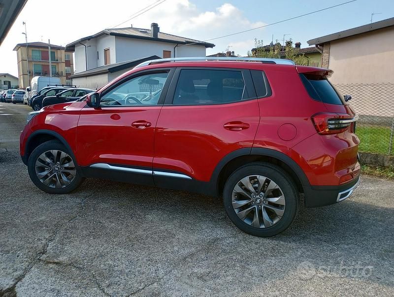 Usata DR DR 4.0 116 CV (85 kW) 2023 Rosso SUV