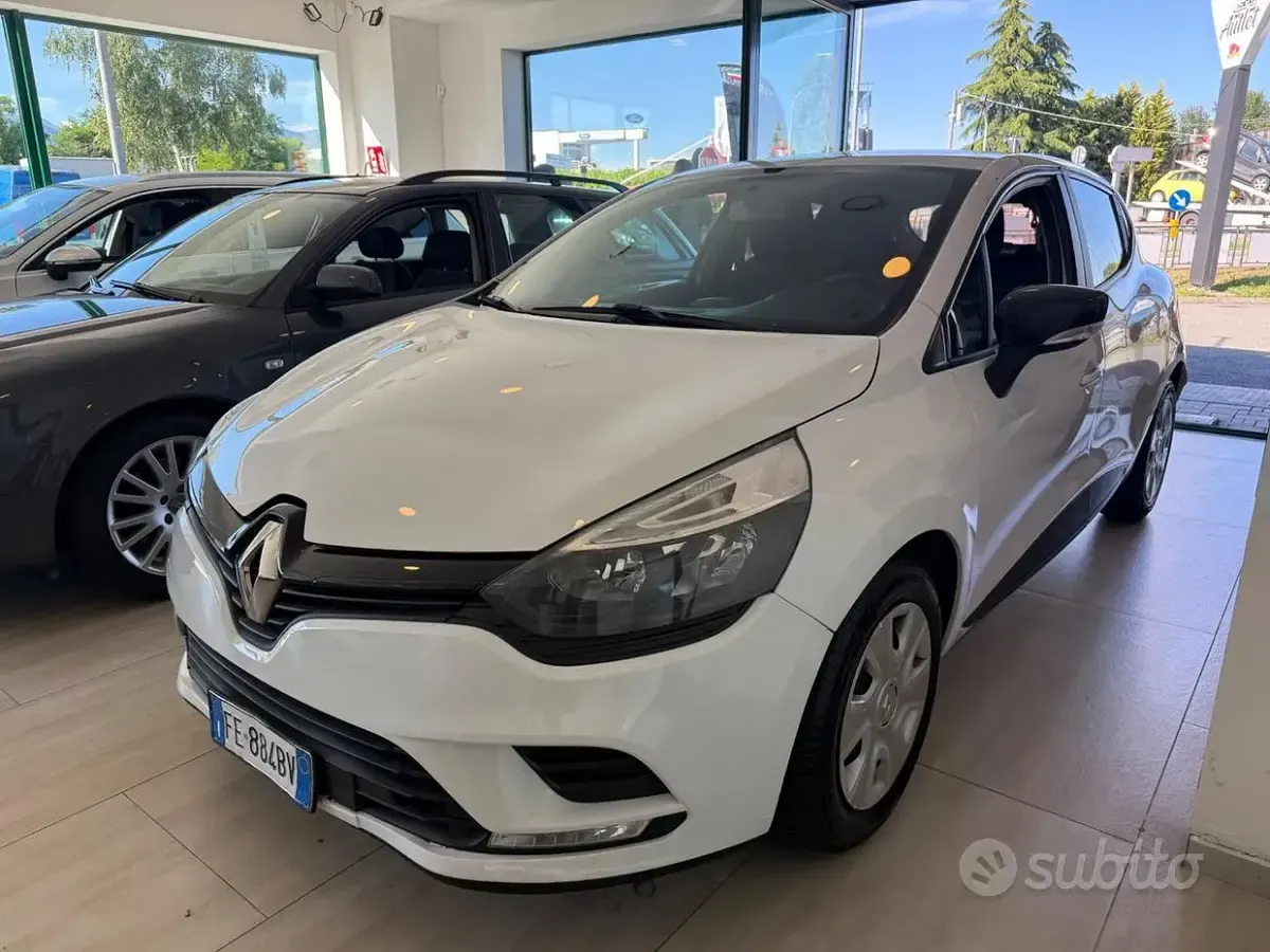 Usata Renault Clio IV Life 73 CV (53 kW) 2016 Bianco Berlina