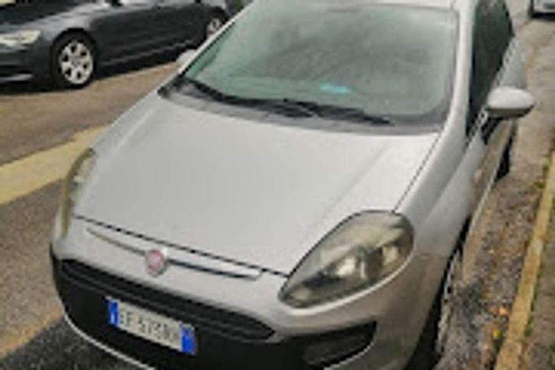 Usata Fiat Punto Evo Active 77 CV (56 kW) 2011 Argento Utilitaria
