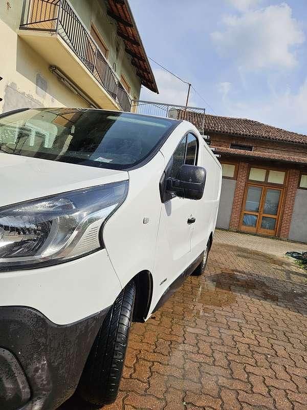 Usata Renault Trafic 116 CV (85 kW) 2016 Monovolume