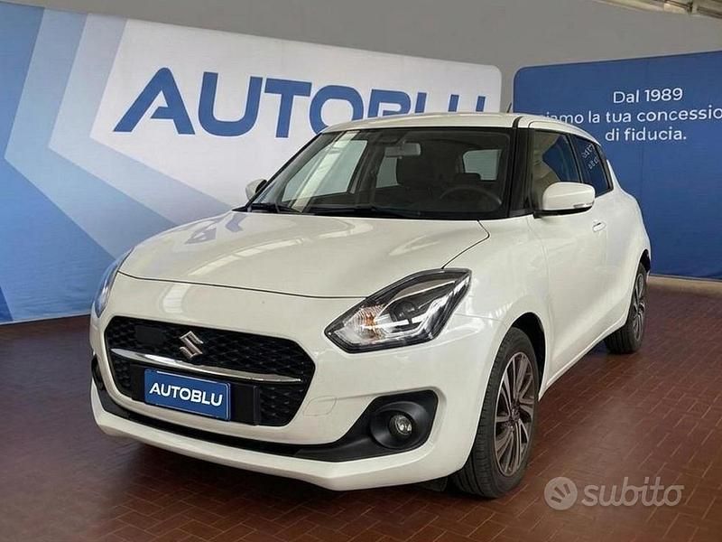 Usado Suzuki Swift 83 CV (61 kW) 2022 Utilitario