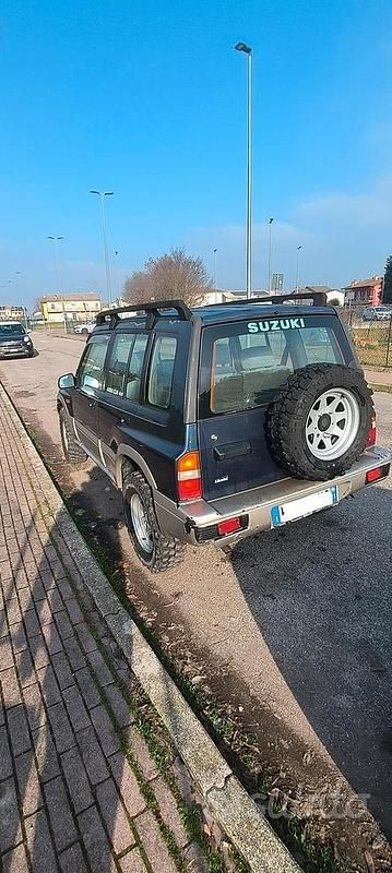 Blu Usata 1999 Suzuki Vitara SUV | 4200 € (Buon prezzo) - Immagine 1/4