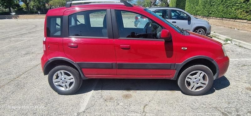 Second-hand Fiat Panda 4x4 Climbing 75 CP (55 kW) 2011 Hatchback