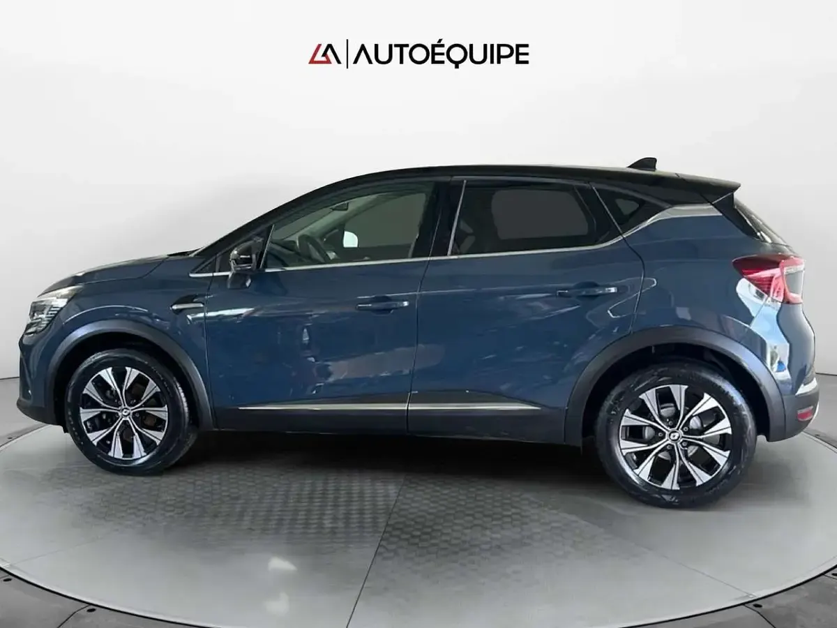 Usata Renault Captur Techno 101 CV (74 kW) 2023 Blu SUV