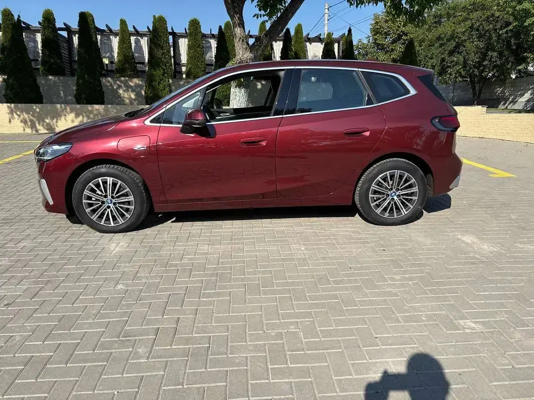 Usata BMW 225 Active Tourer Luxury Line 245 CV (180 kW) 2022 Rosso Monovolume