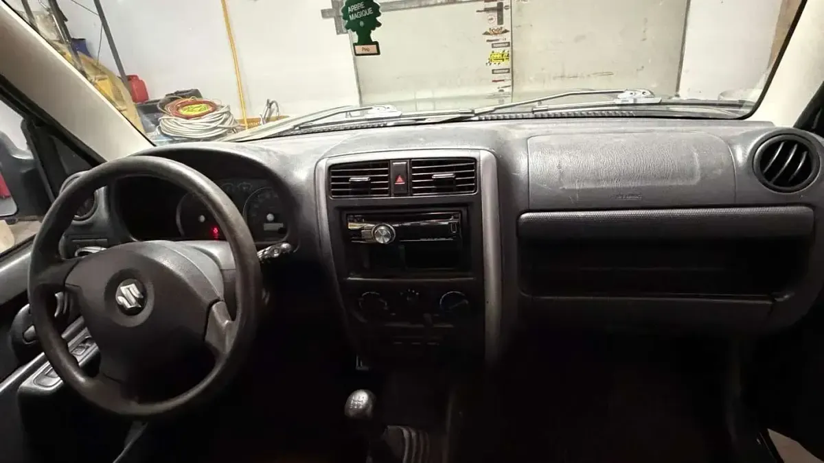 Usata Suzuki Jimny 86 CV (63 kW) 2008 Verde SUV